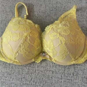 Victoria's Secret BBV Sunny Yellow Lace Bra